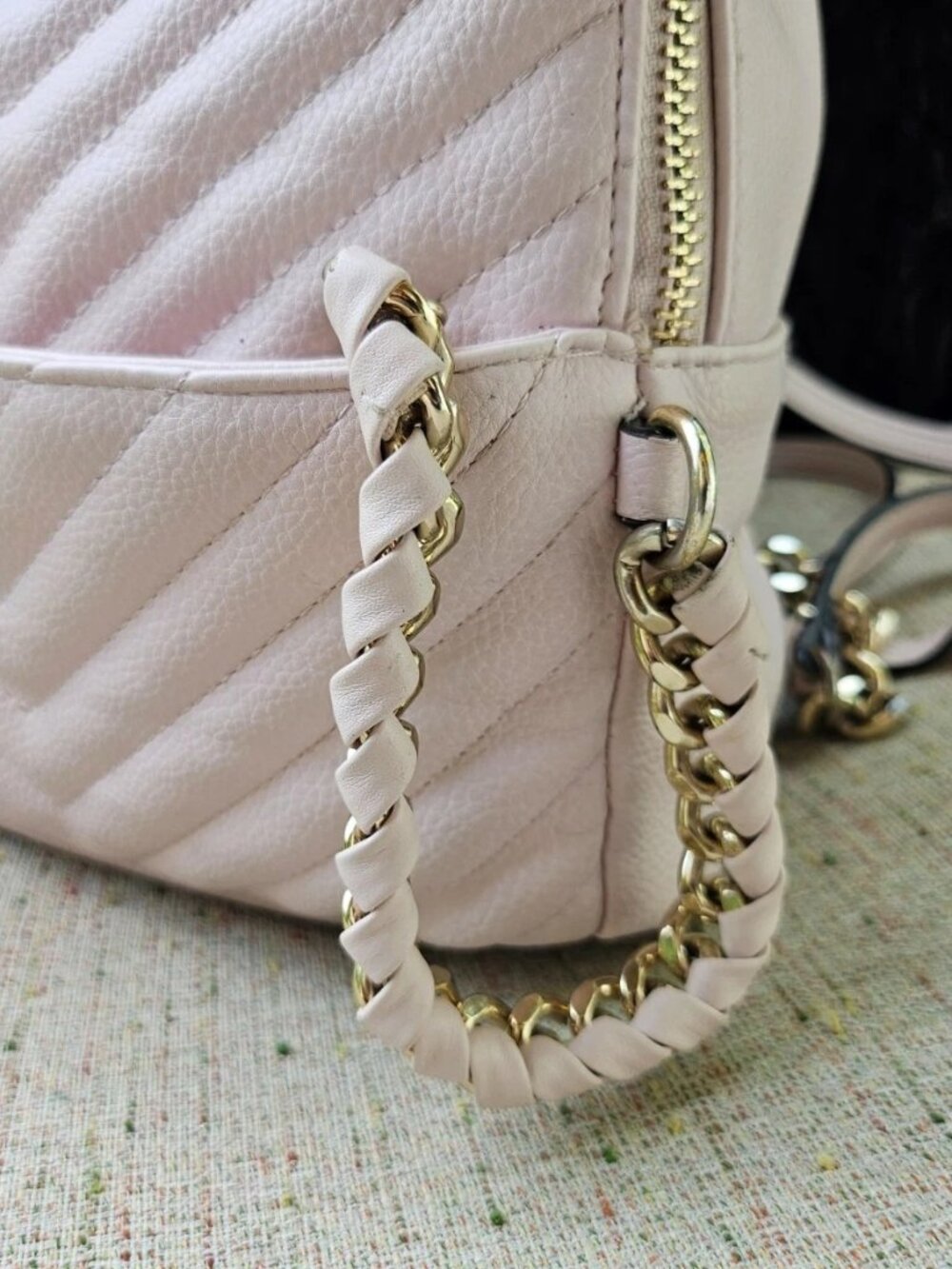 Victoria Secret Women Bag Pink Faux Vegan Leather Backpack V Quilt Purse - Picture 4 of 13